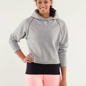 Lululemon Athletica please me pullover Heather Gray Sweatshirt